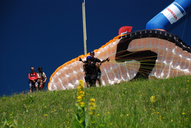 parapente &agrave; Neuch&acirc;tel